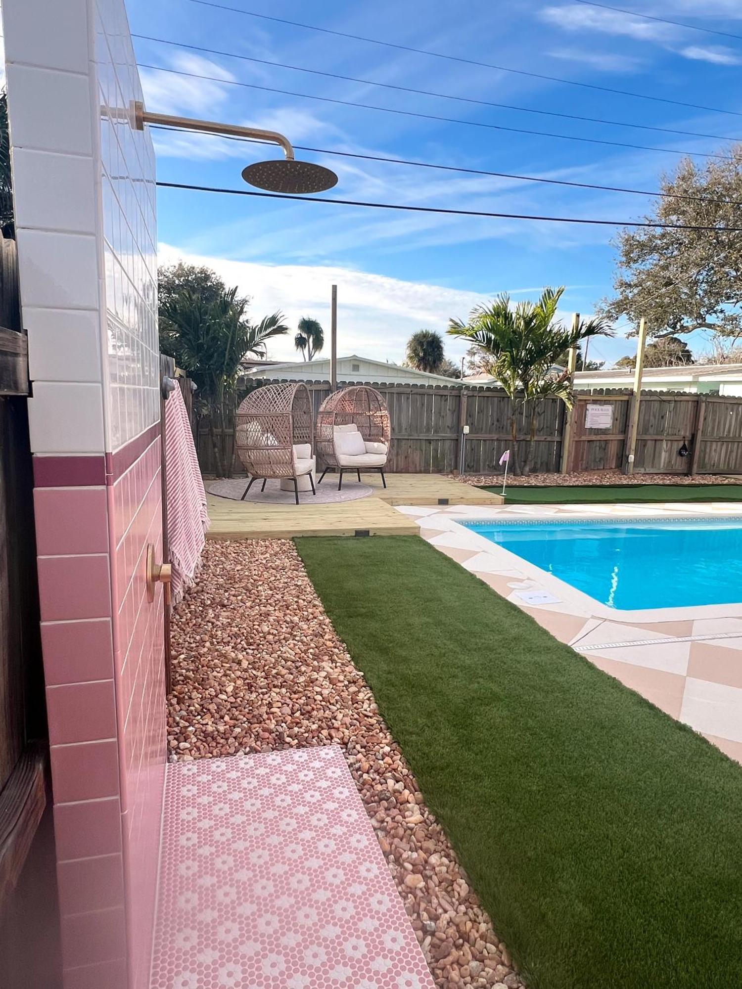 Luxury Villa 3 Blocks From The Beach With A Pool, Fire Pit And Outdoor Oasis Mys Canaveral Exteriér fotografie
